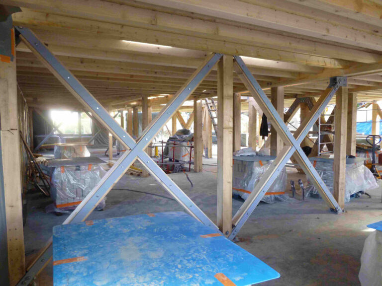 Les Croix de St André, un élément clé de l’ossature bois de nos nouveaux locaux Enertech