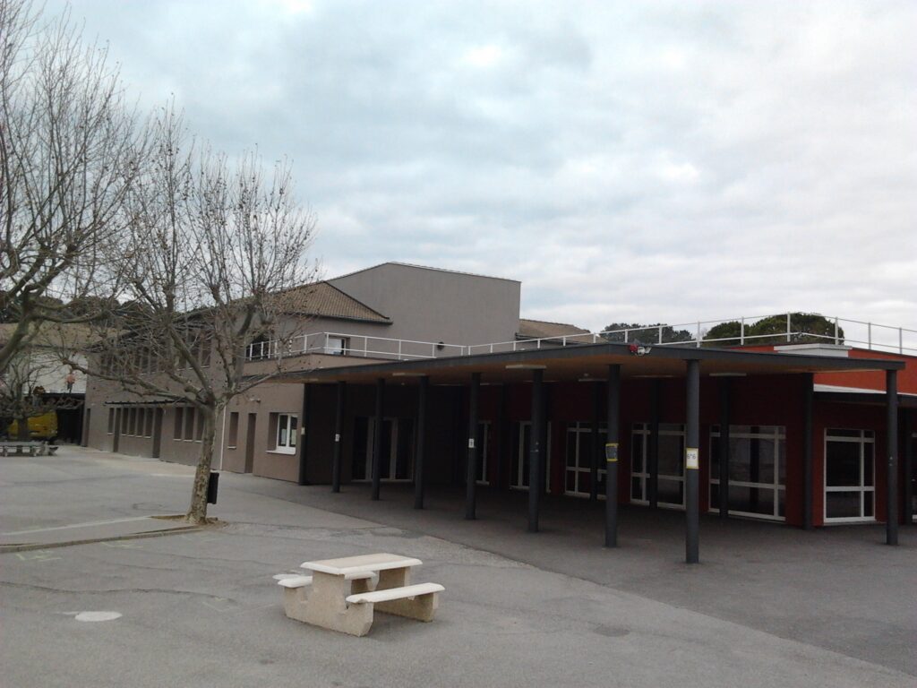 Saint Paul Trois Chateau Collège Jean Perrin