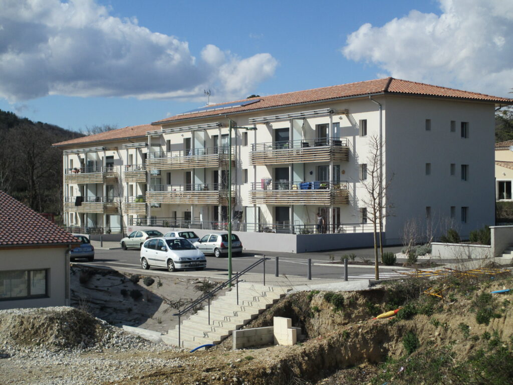 Cœur de Village Place de la Poste - Sauzet (26)